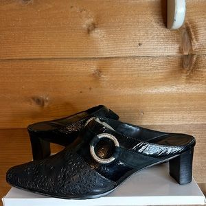 Brighton Talent Vintage Leather Black Buckle Pointed Toe Mule Clog Eyelet Cutout